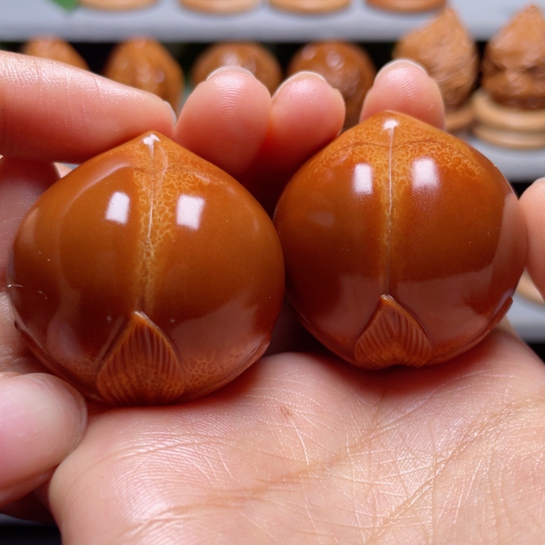 吊坠橄榄核寿桃手球3.7