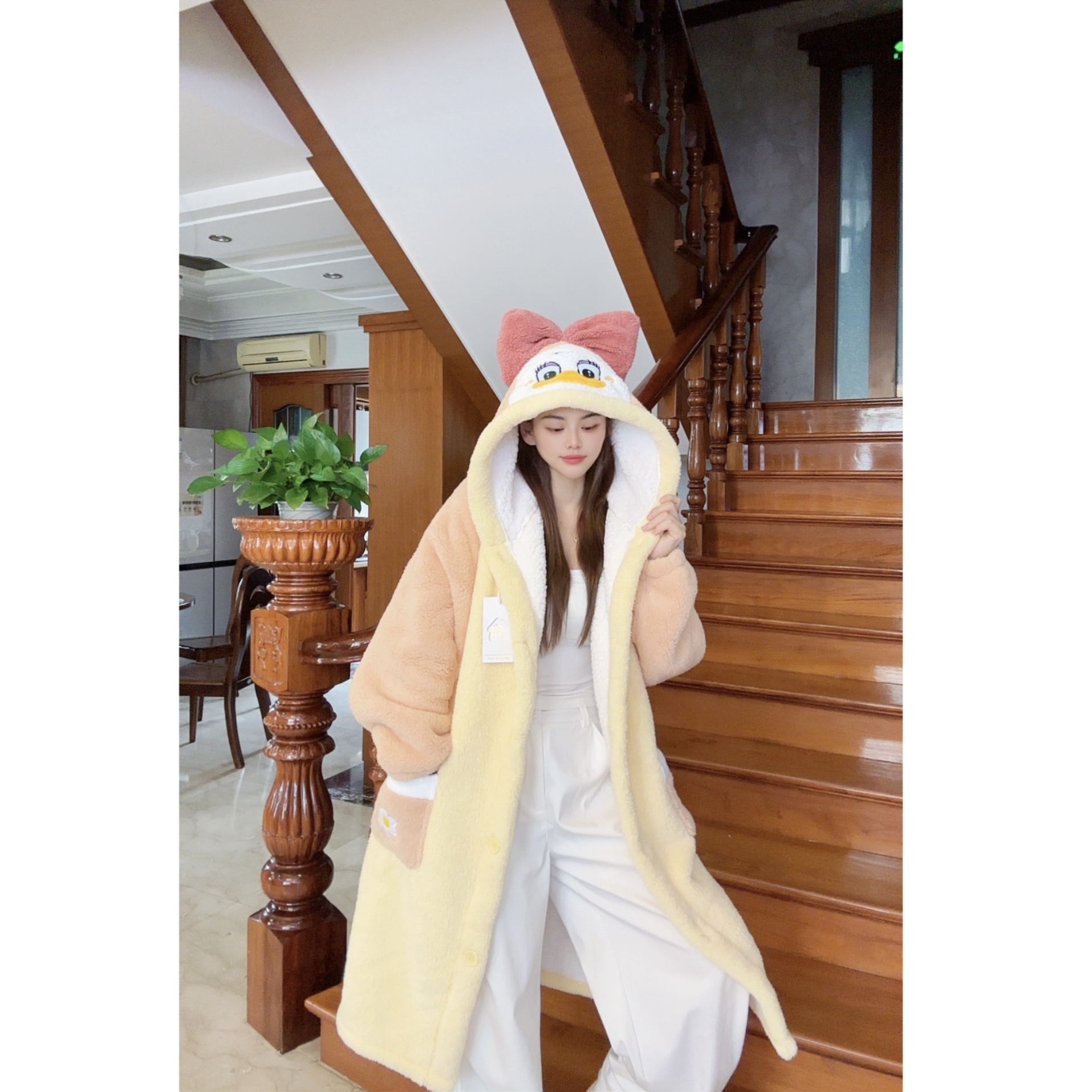 2025爆款双层睡衣冬天加厚加绒时尚舒适冬季连帽可外穿过冬家居服