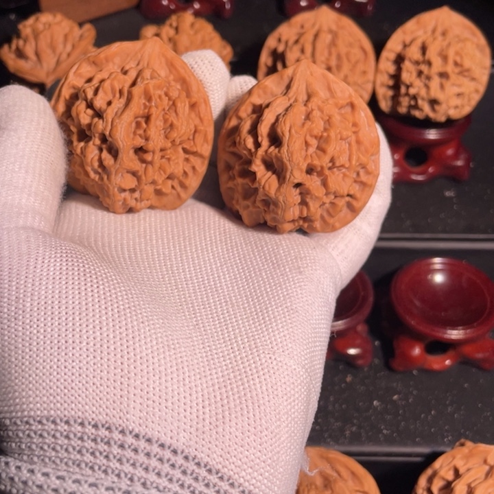 文玩核桃吊坠43官帽51.7克