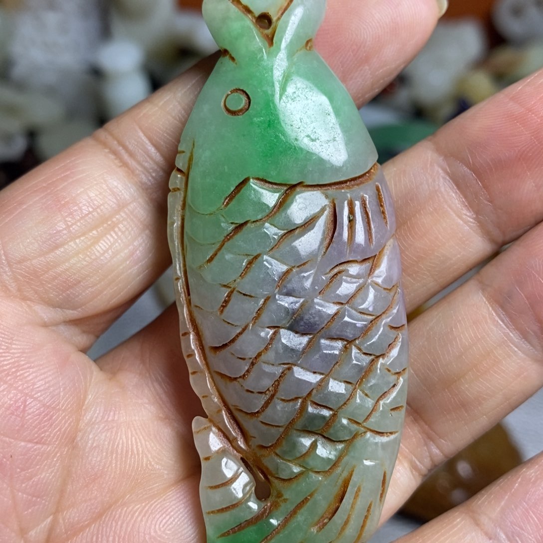 颈饰未镶嵌和田玉（糖玉）