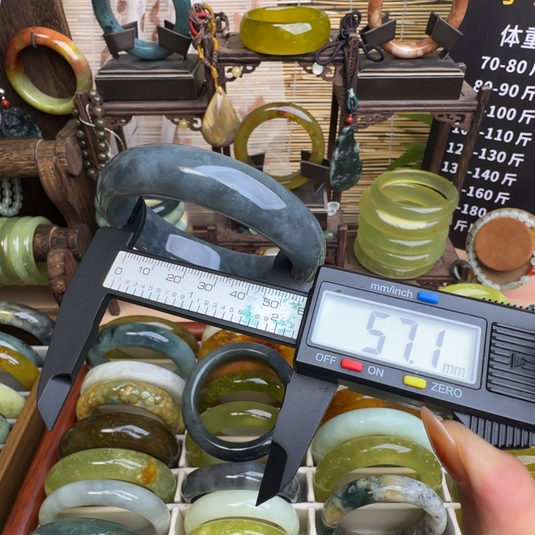 岫玉未镶嵌手镯默认微瑕无科技