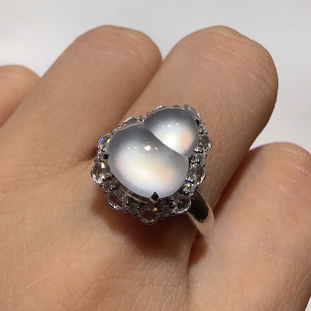 翡翠18K金镶嵌戒指葫芦