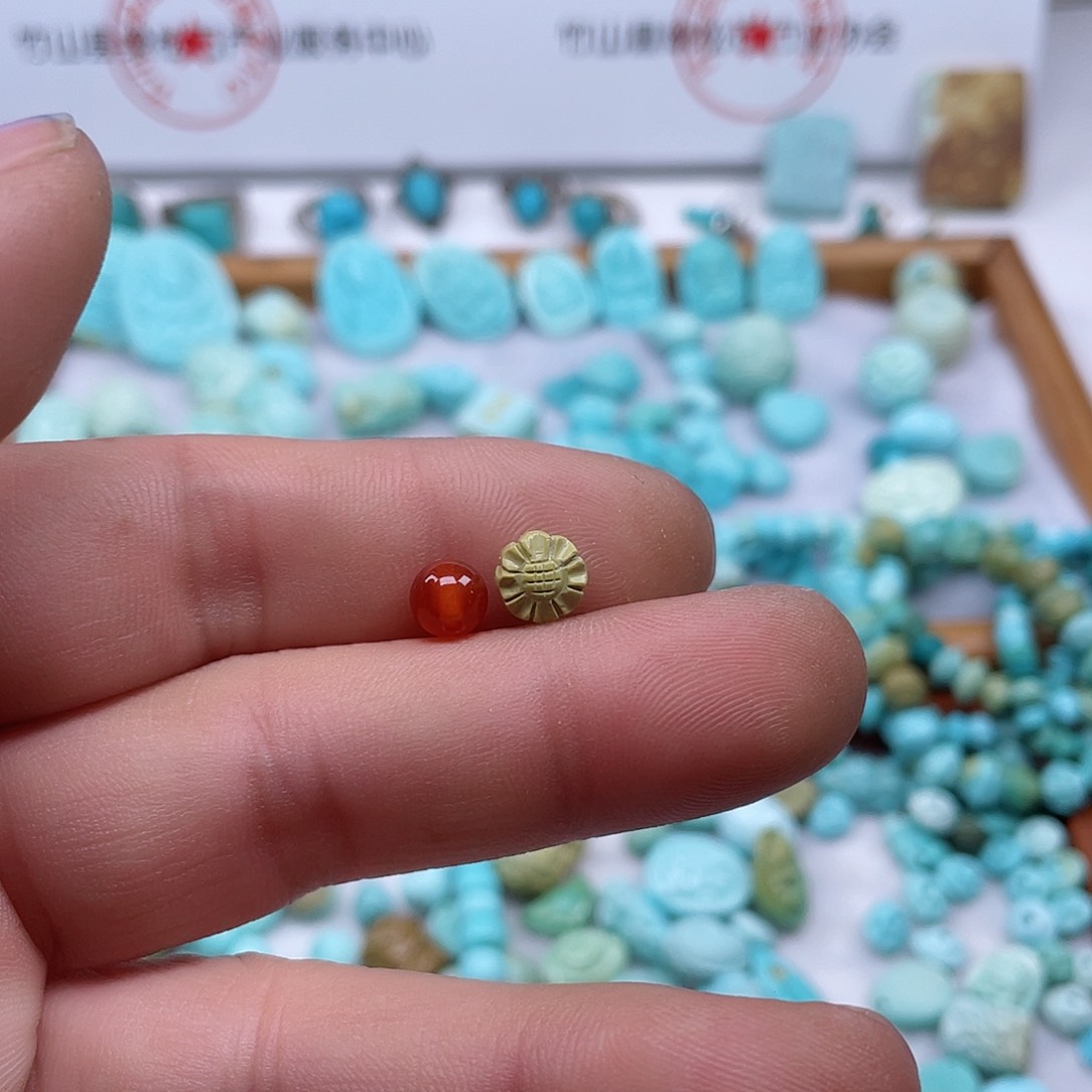 南红玛瑙颈饰未镶嵌350