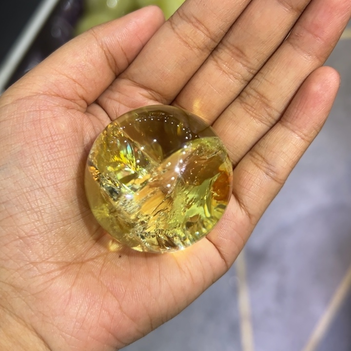 水晶未镶嵌大型摆件（非配饰）