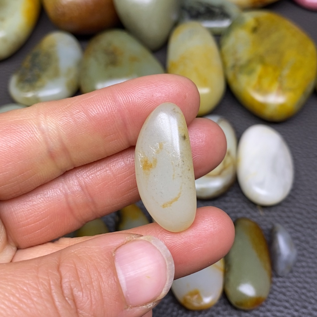 和田玉挂件^_^未镶嵌