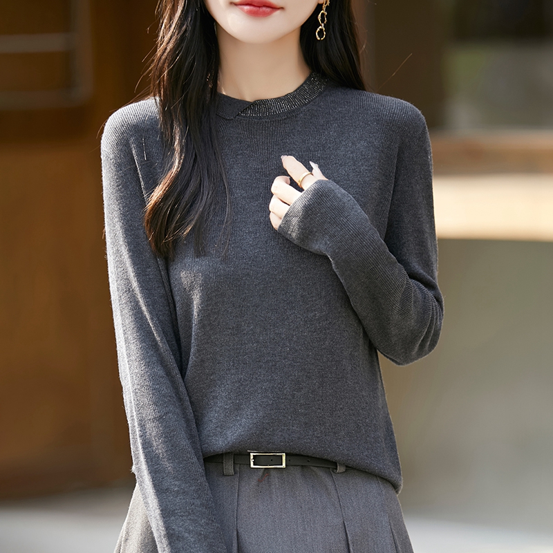 超细精纺羊毛 半高领镶钻打底长袖羊毛衫女上衣