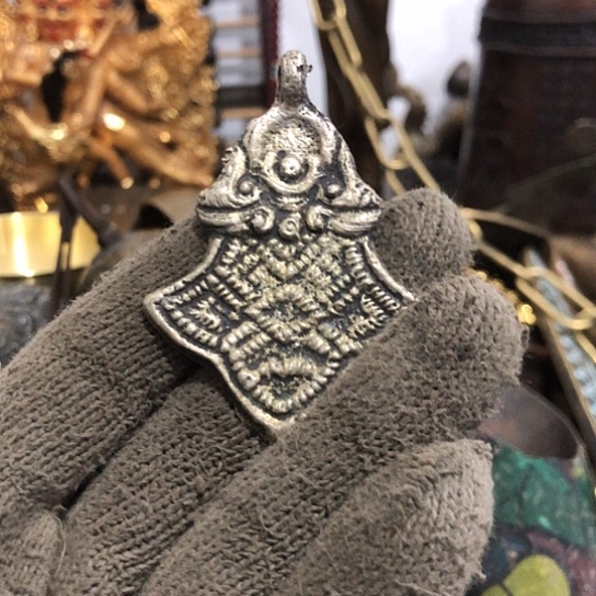 黄***紫闪电购铜摆件工艺品