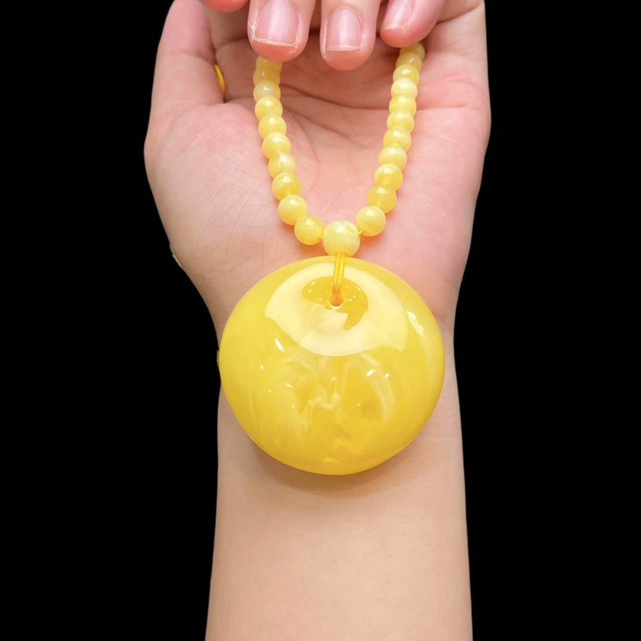 白花蜜蜡吊坠（赠珠链） C02-92