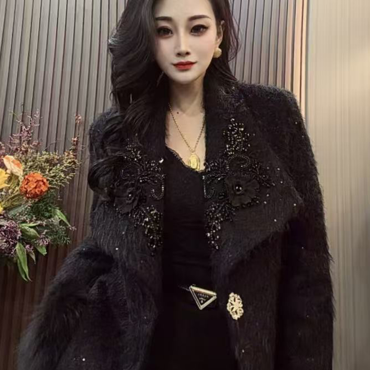 师老板女装～冬新款轻奢时尚重工小短款羽绒服8376