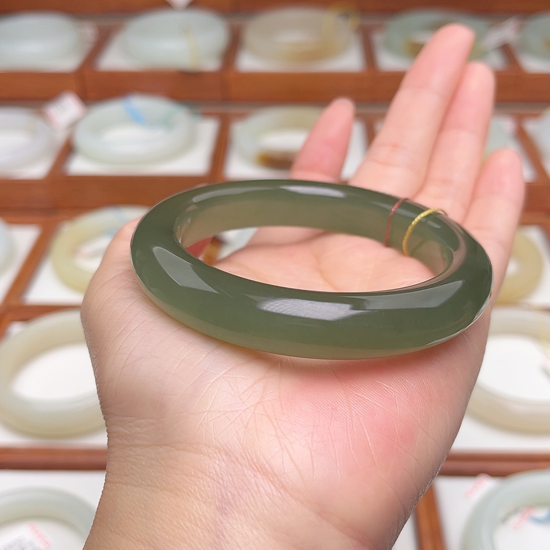 和田玉手镯未镶嵌58.3