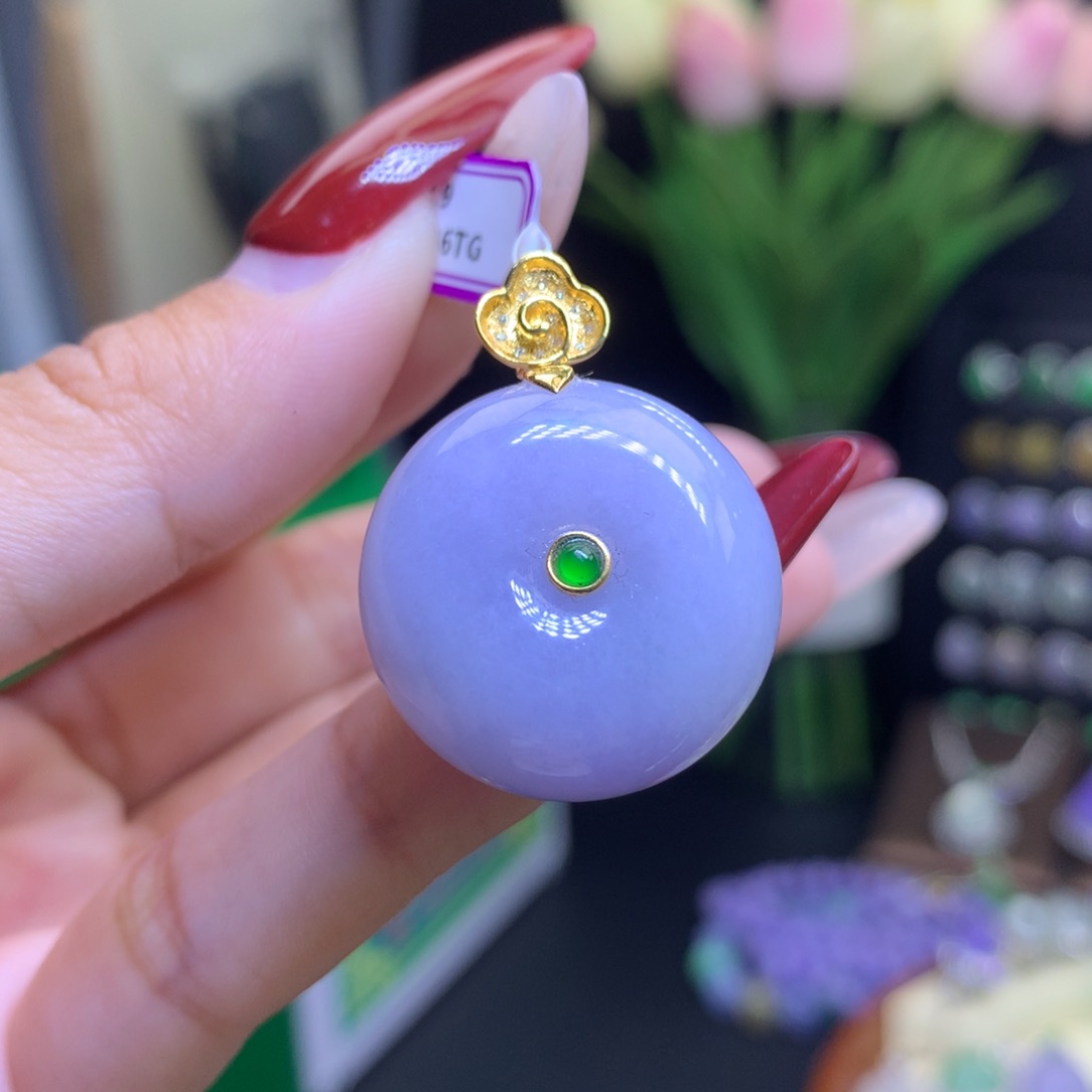 翡翠颈饰18K金镶嵌天然