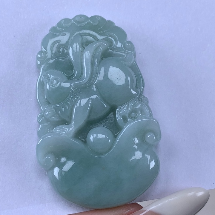 颈饰未镶嵌翡翠忘**去兔牌