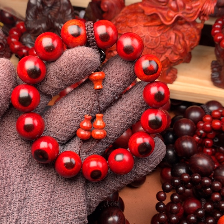 木1.5果冻泥天眼鸡血红