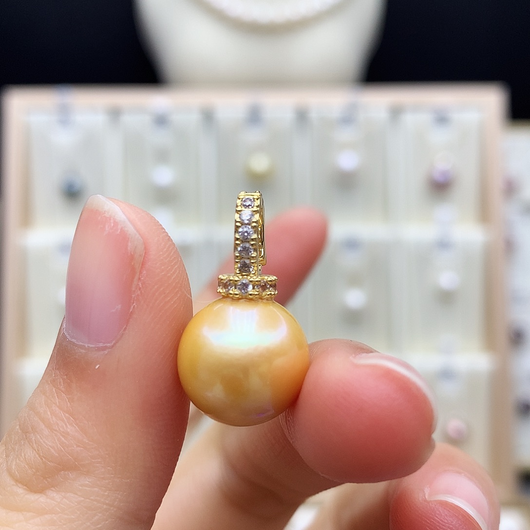 淡水珍珠合金颈饰