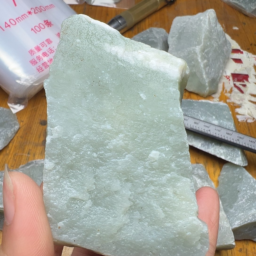 用***2定制和田玉未镶嵌吊坠