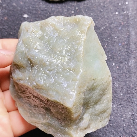 和田玉（糖玉）未镶嵌珠宝半成品