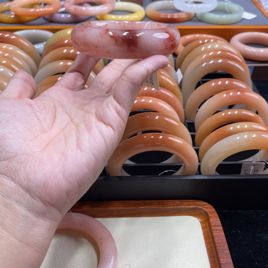 石英质玉手镯未镶嵌旭****涮