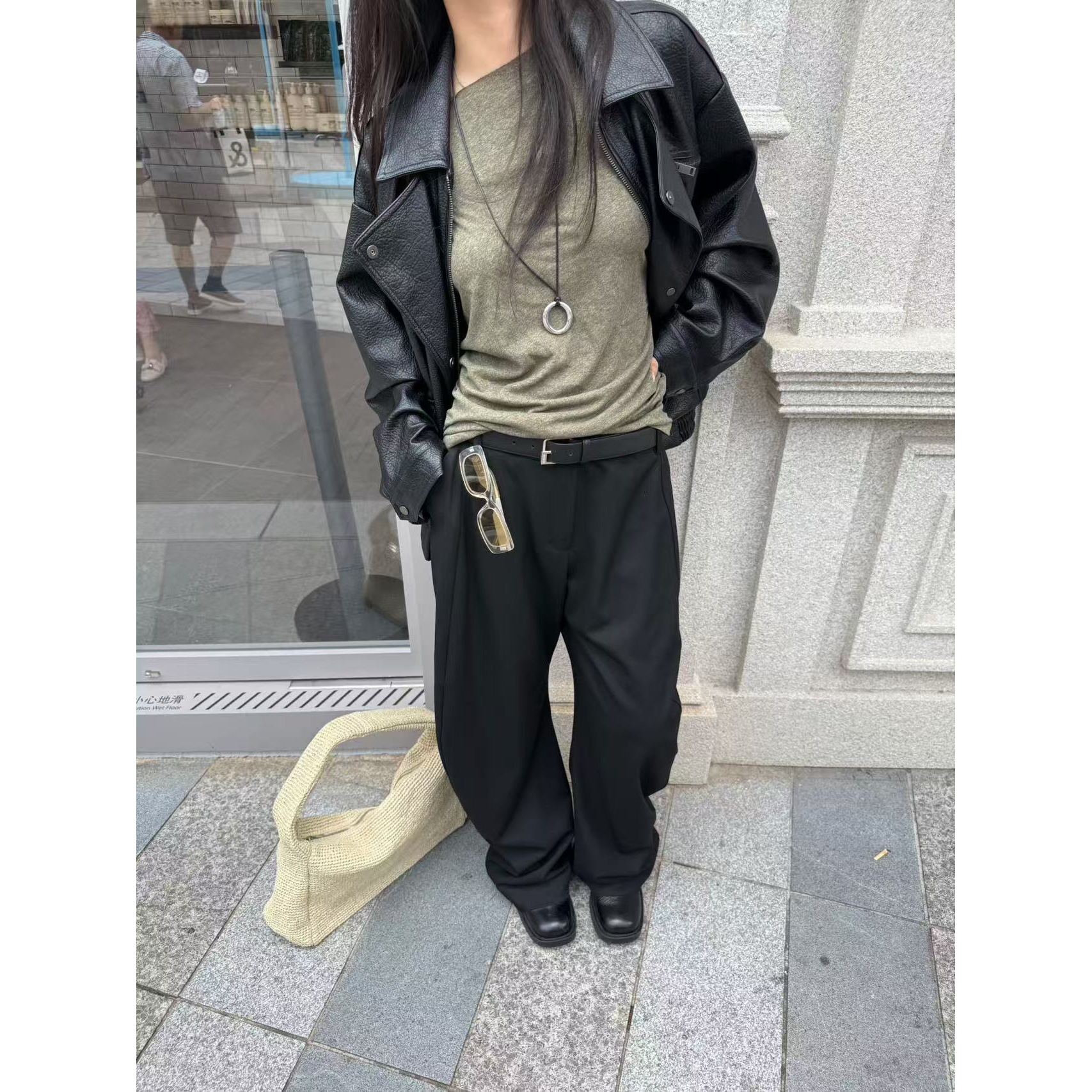 【INAIEN】线上款 “笑笑私服”升级版西装料显瘦弯刀裤 P8553