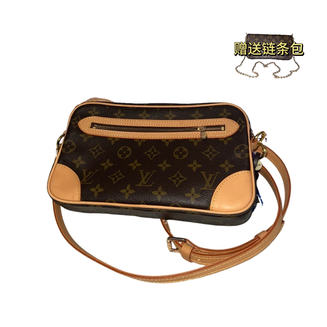 95新 LV [美王专属］开口笑相机包修复品