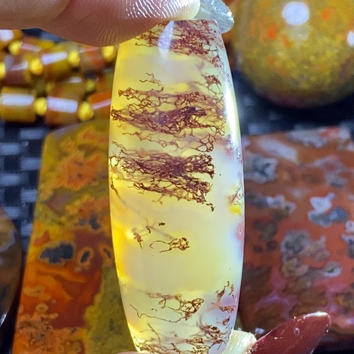 玛瑙/玉髓颈饰未镶嵌