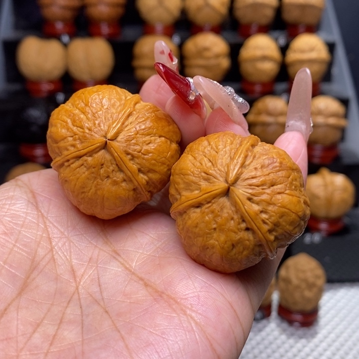 文玩核桃把件小八一三棱33号