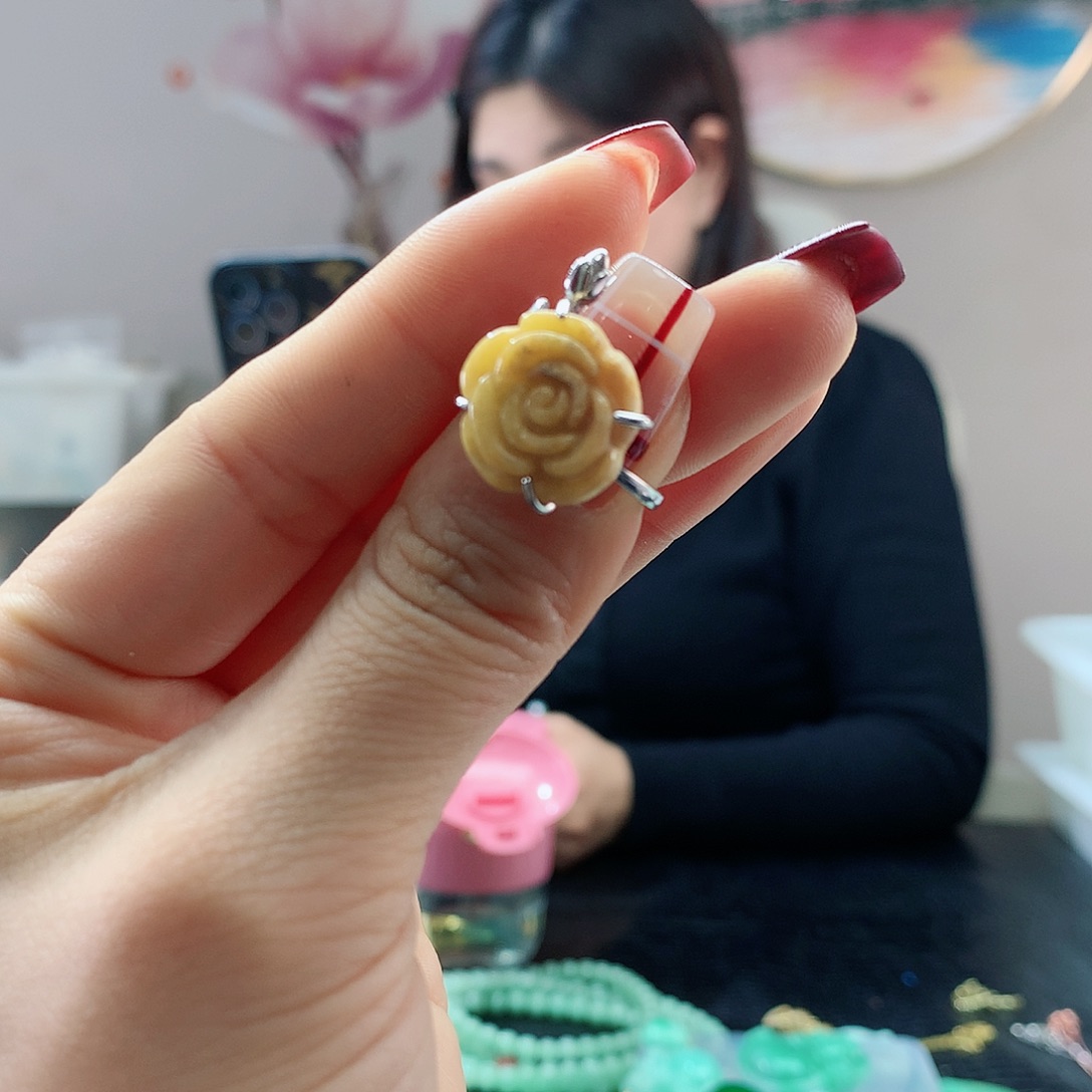 【闪购商品】翡翠戒指银S925镶嵌，