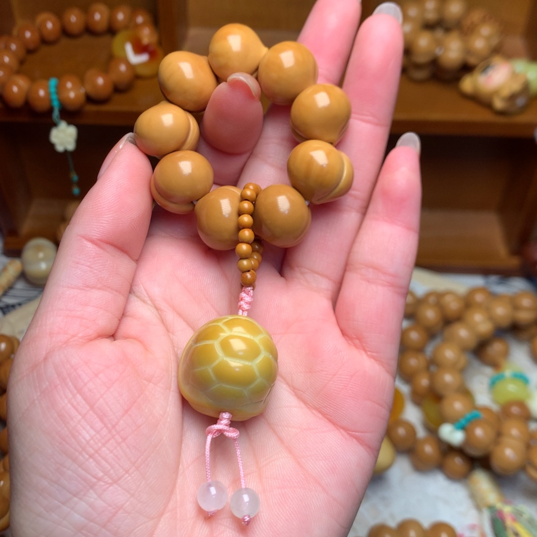 猴头核桃把件15高定屁桃手捻富甲