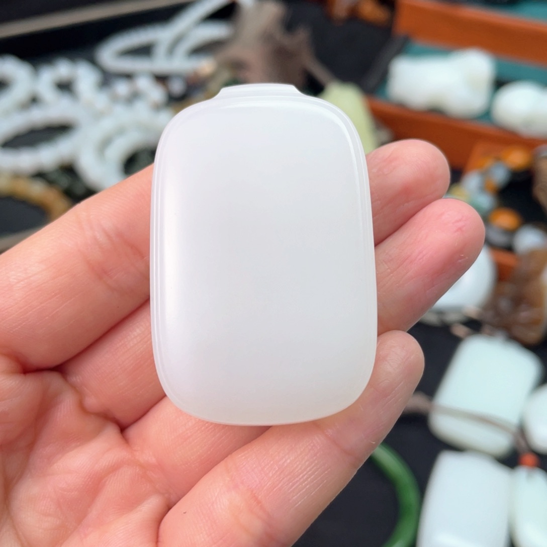 和田玉挂件未镶嵌