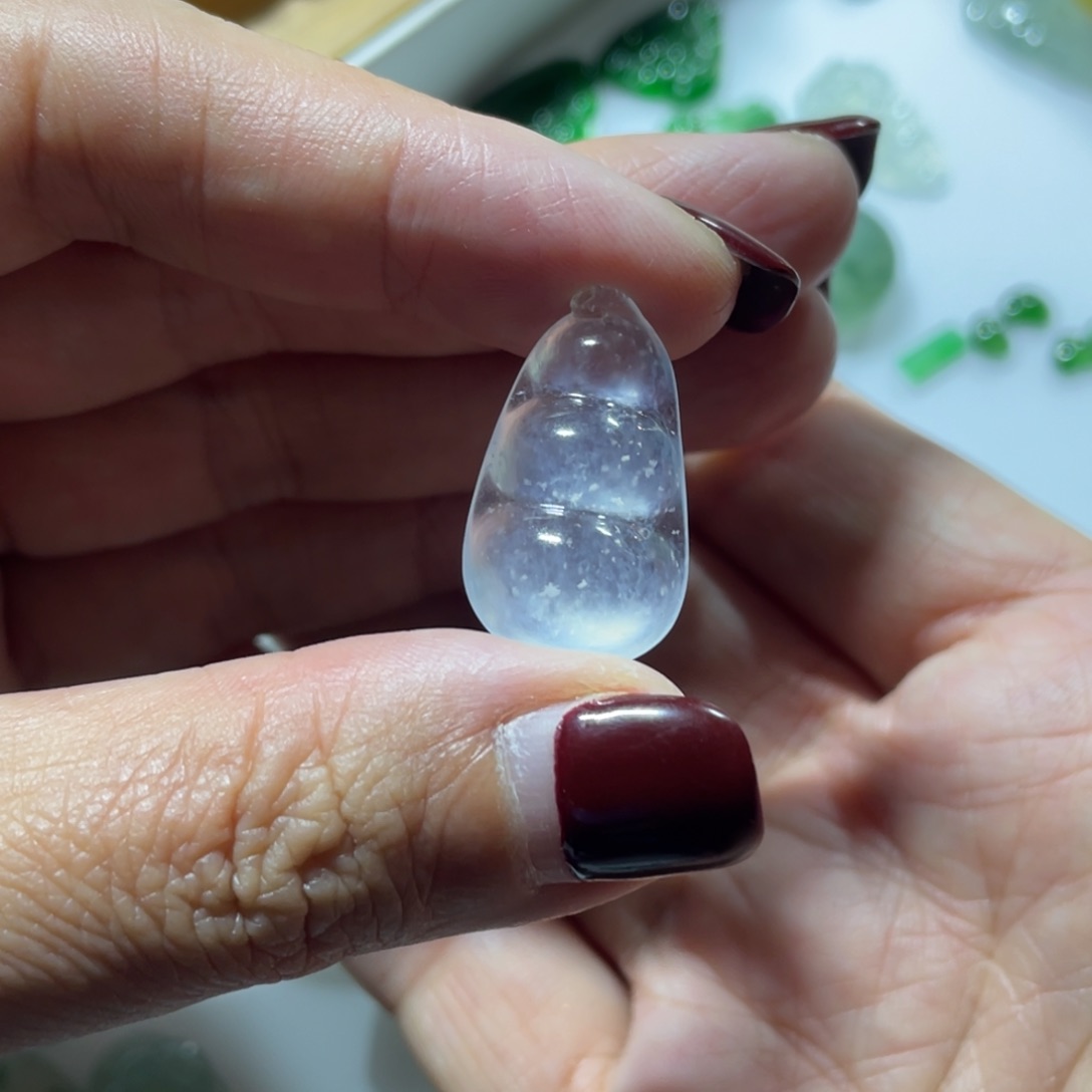 翡翠颈饰未镶嵌豆子