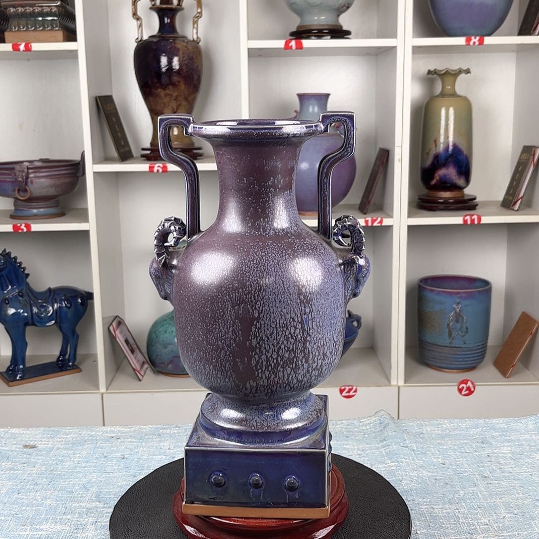 瓷片吉祥尊炭烧摆件