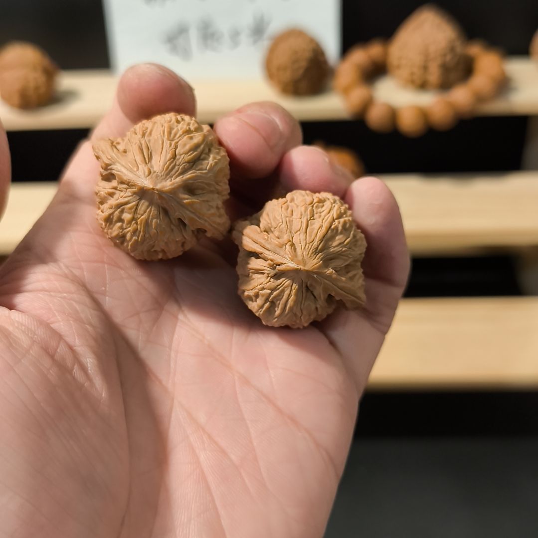 吊坠文玩核桃34+绣球天使之翼