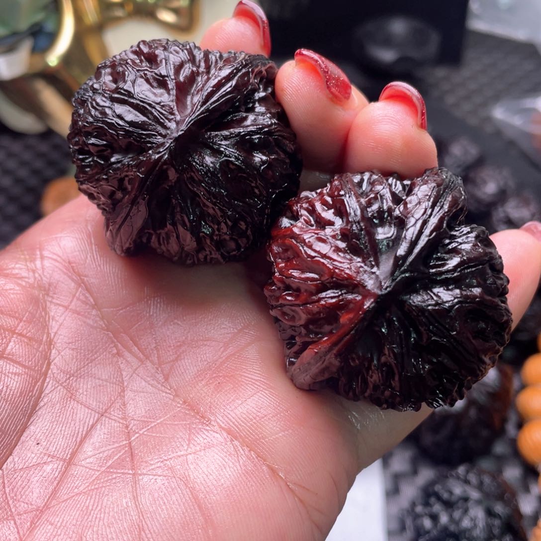 胡*哥文玩地闷宫灯43尺寸