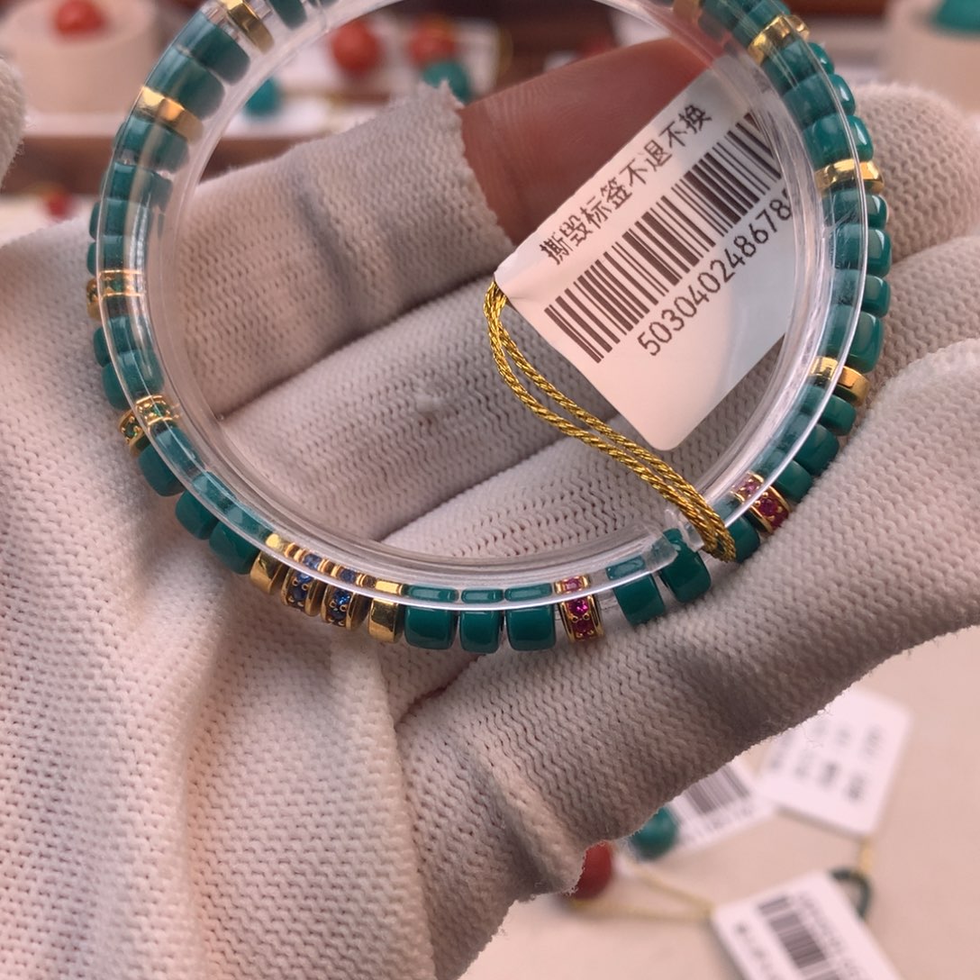 绿松石18K金镶嵌配饰如