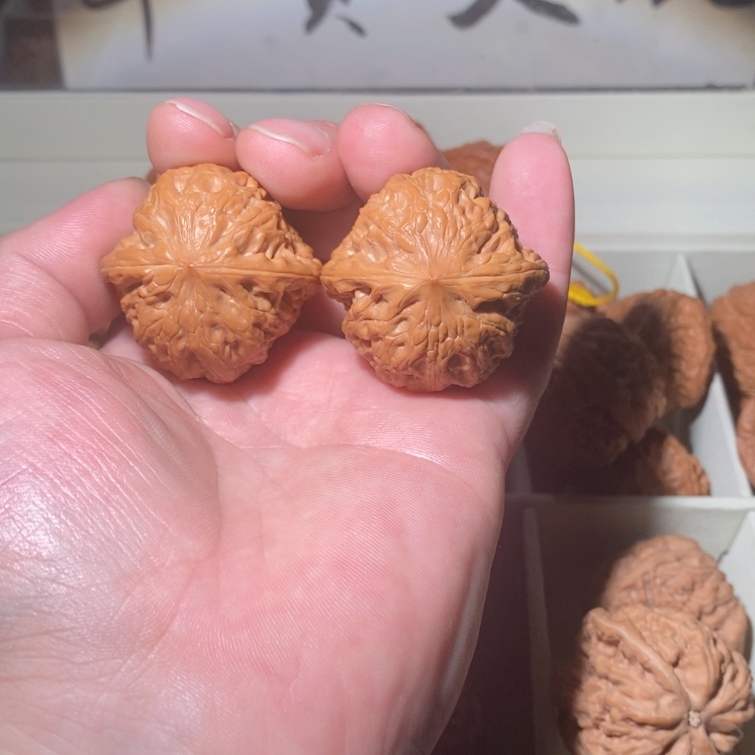 木质类方**机文玩核桃手把件铁锤