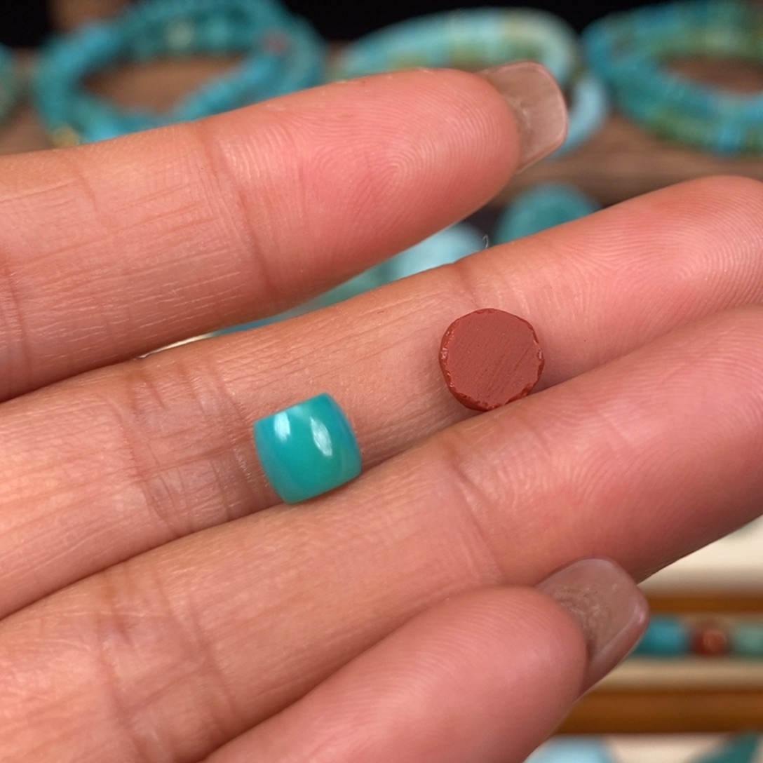 南红玛瑙未镶嵌珠宝奇石