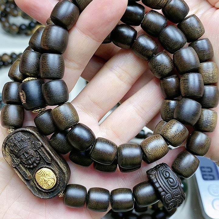 沉香手串用****5越南芽庄白奇楠沉水料