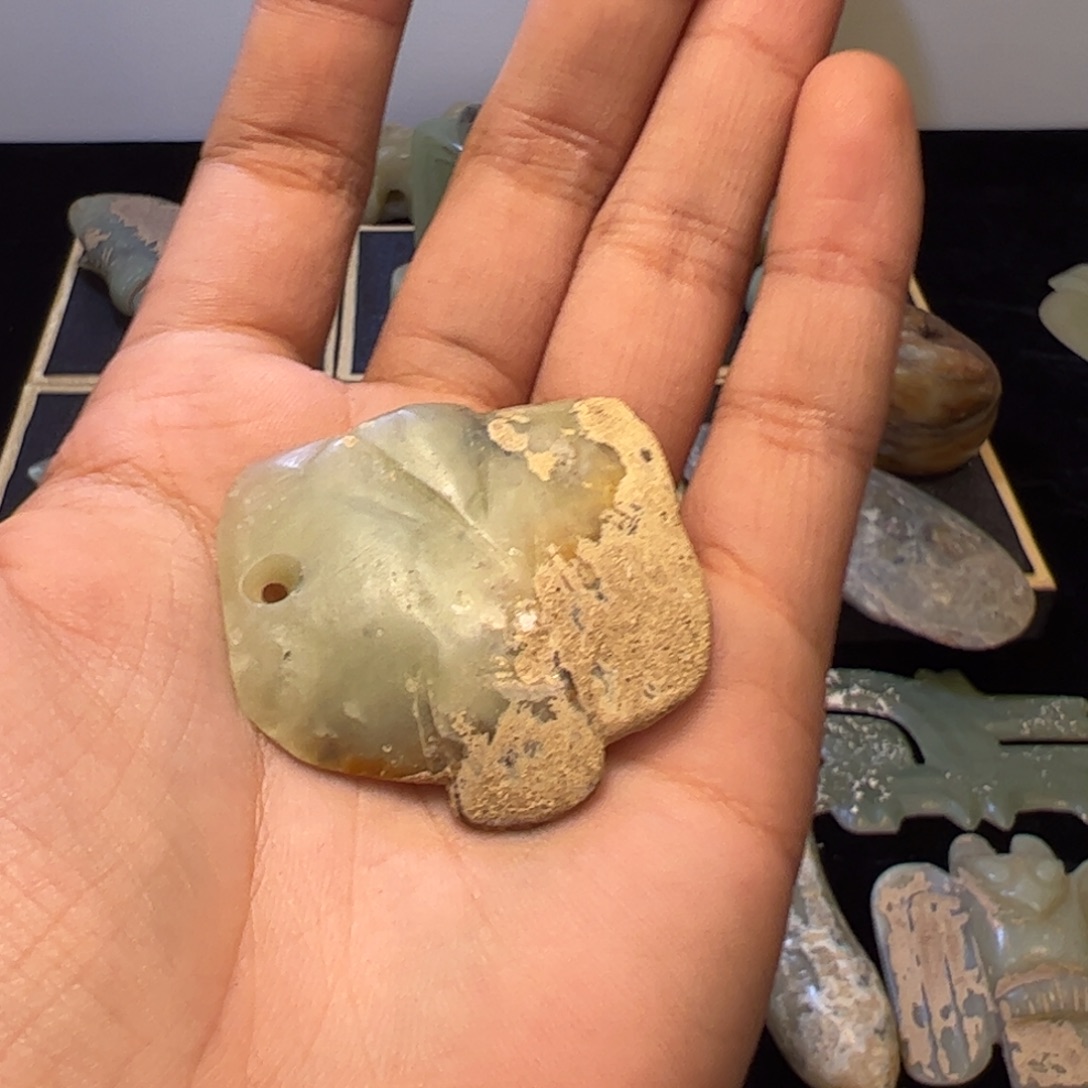 黄***哥玉玉摆件笛箫器形