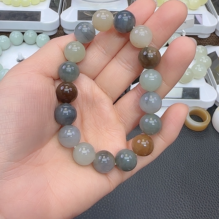 和田玉手串未镶嵌