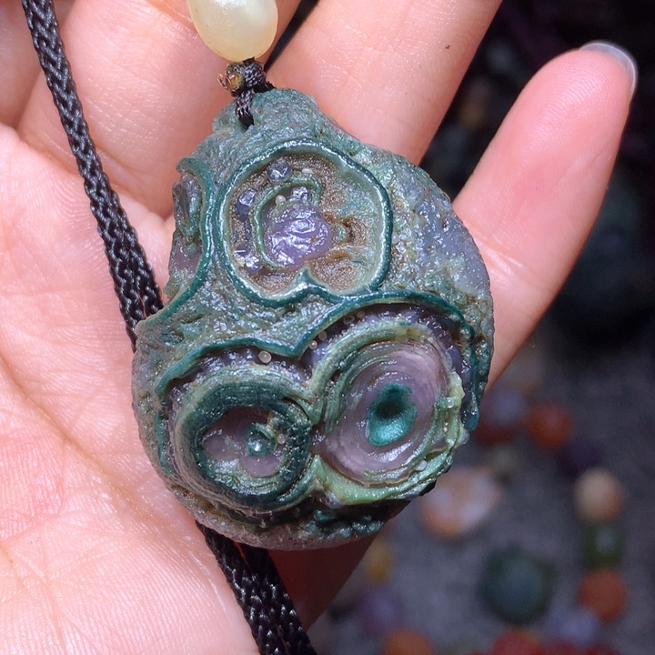 玛瑙/玉髓未镶嵌珠宝半成品