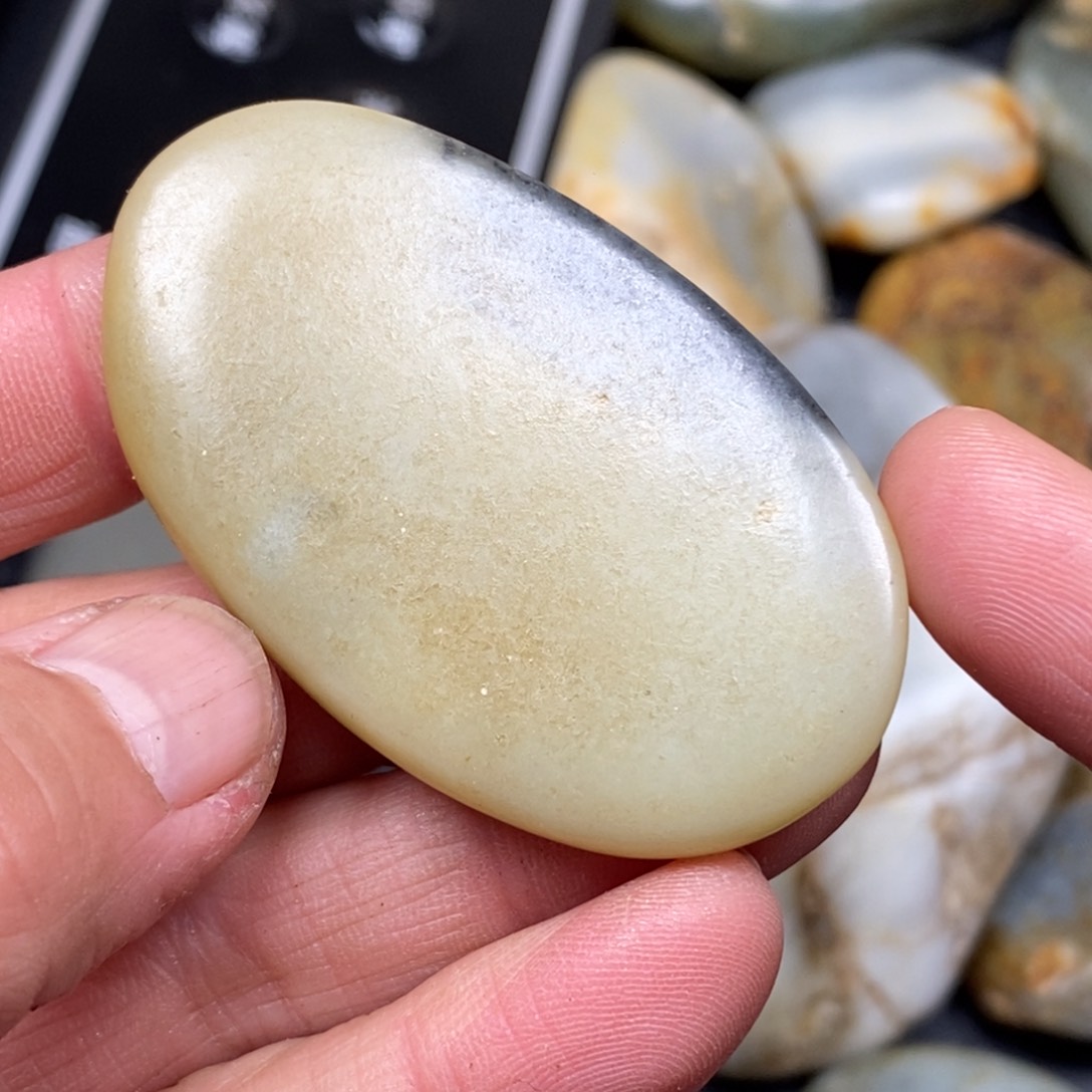 和田玉（糖玉）挂件未镶嵌