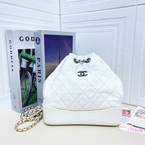 95新 Chanel/香奈儿 Gabrielle小号白色双肩包