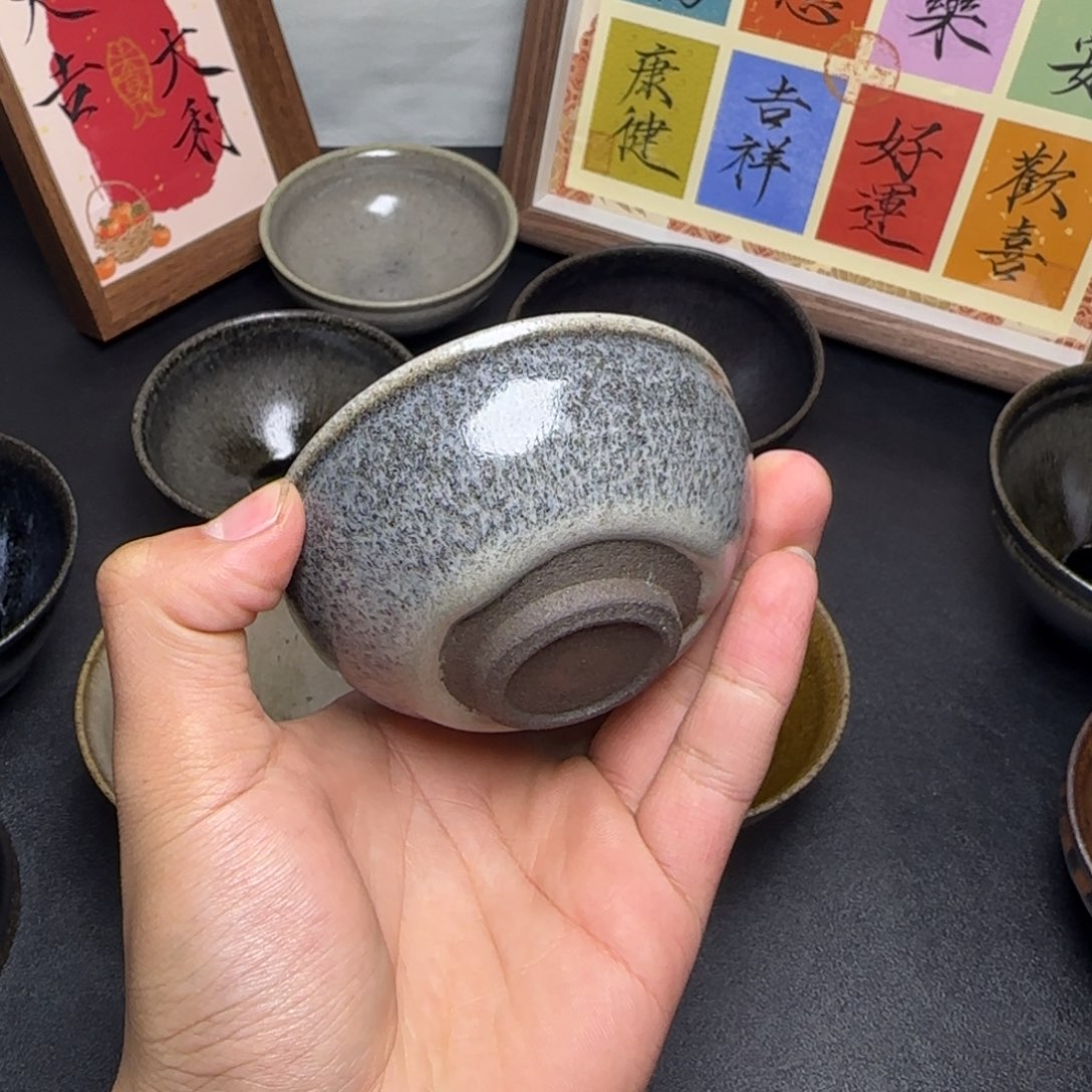 茶盏在哪吃饭吗吃饭呢