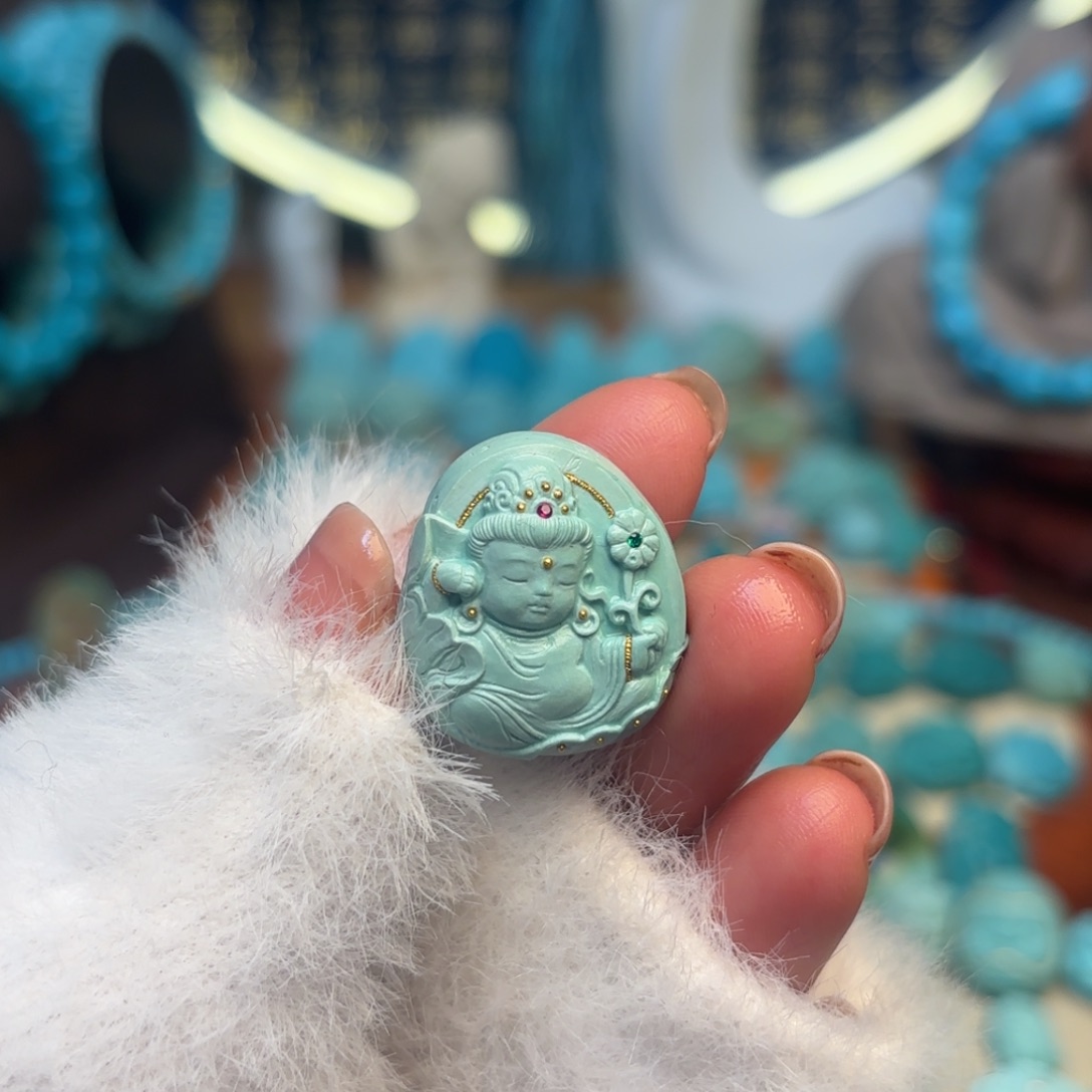 绿松石配饰未镶嵌