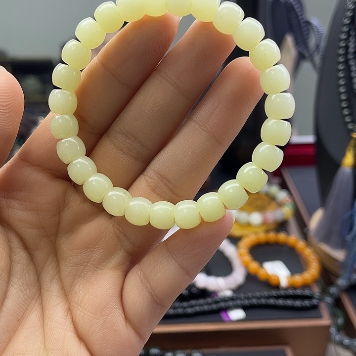 和田玉未镶嵌手串