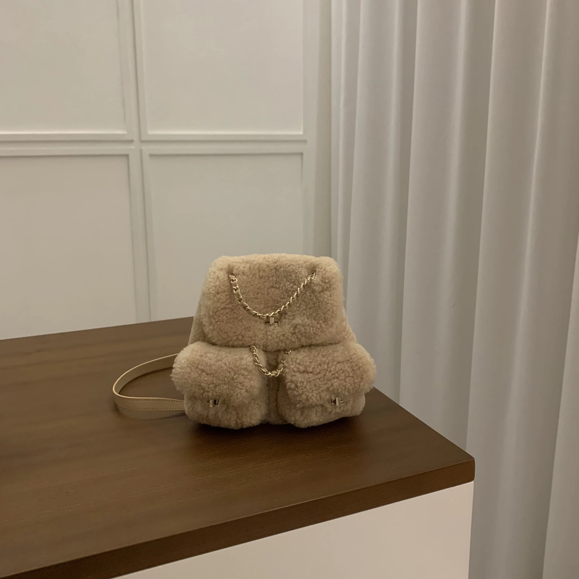 麦莎小香风链条双肩包包女25新款羊羔毛手提背包高级感通勤书包