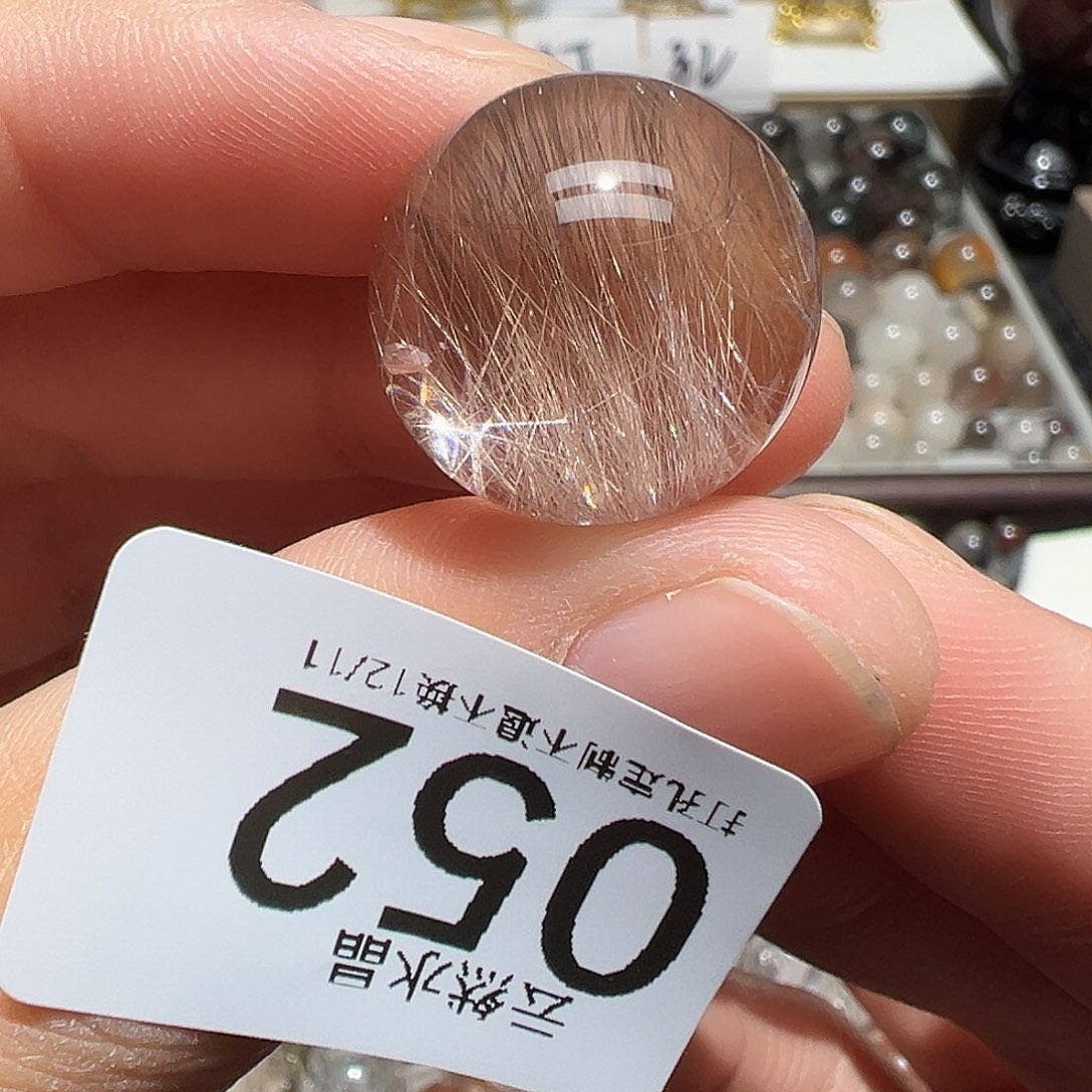 咬****珠宝半成品水晶未镶嵌