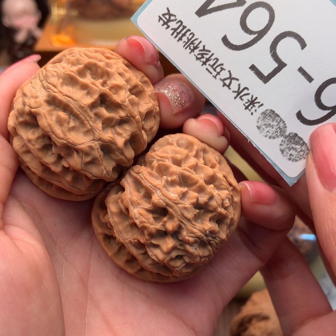 文玩核桃把件40苹果园