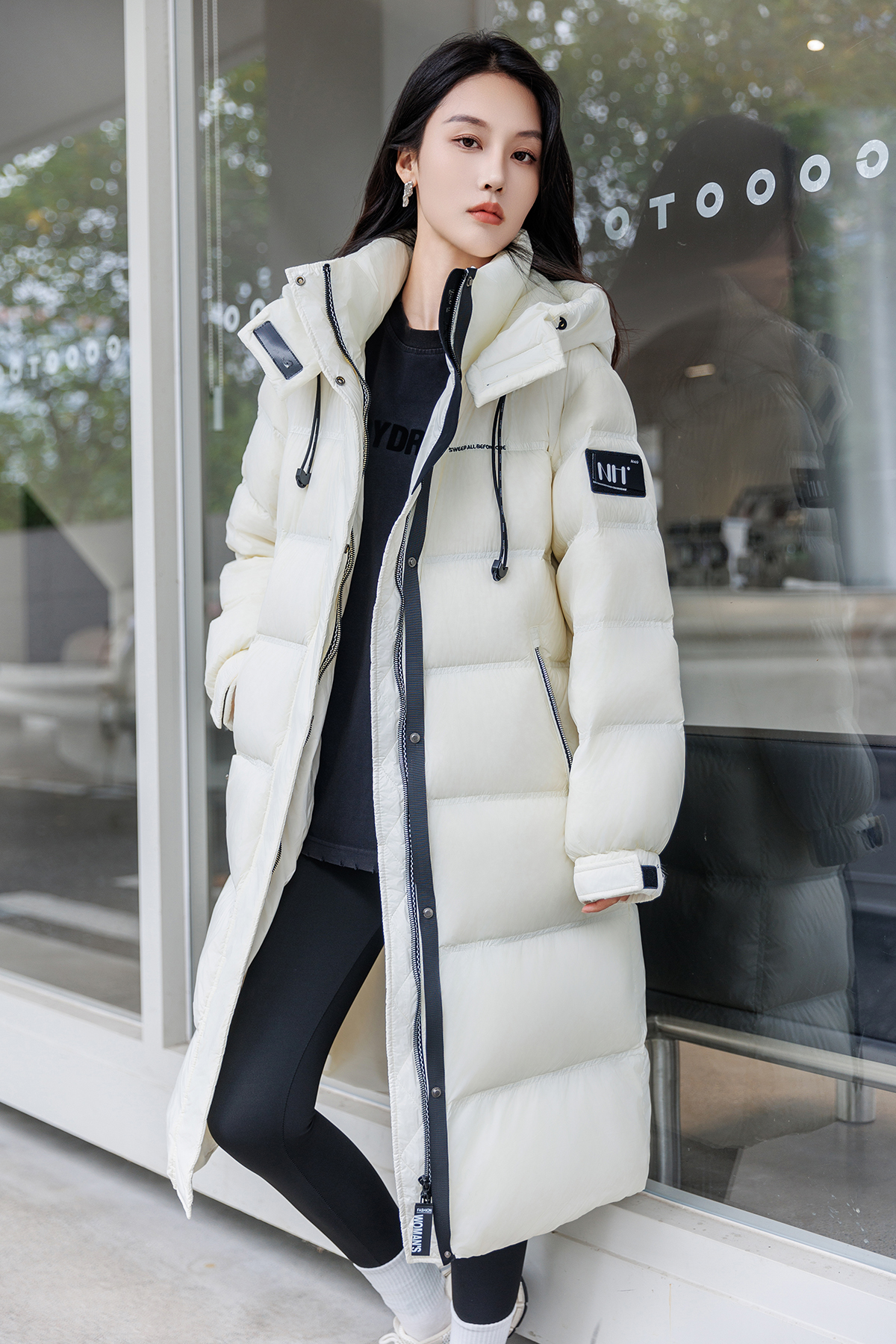 【雪儿专属】2025新款新国标90鸭绒时尚男女同款羽绒服E058