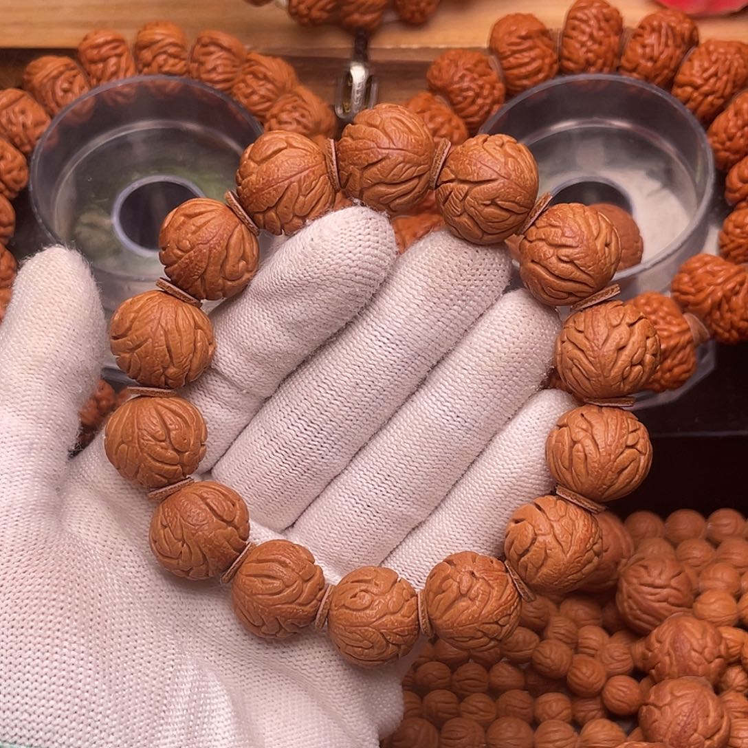 桃核手串精品红魔铁将军1.8