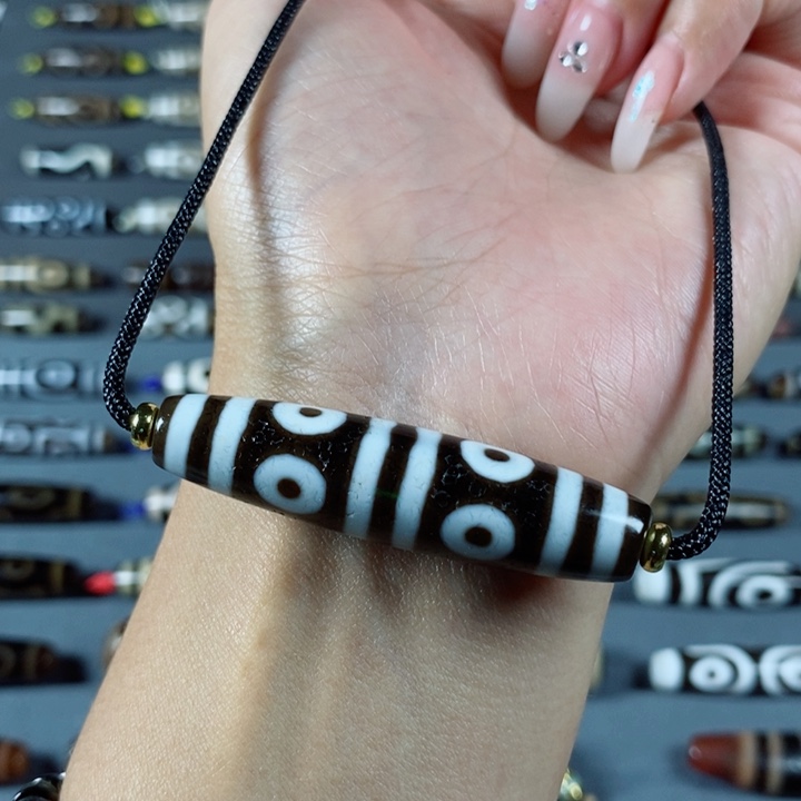 未镶嵌颈饰玛瑙/玉髓（覆膜）